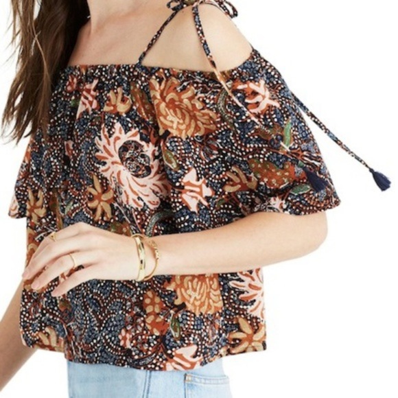 Madewell Tops - Madewell silk cold shoulder sea floral top.